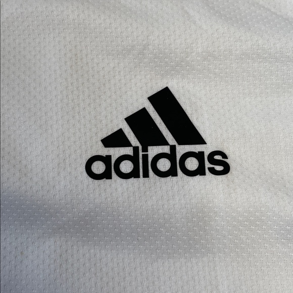 NWOT Adidas White Short-Sleeve Logo Tee.  Men’s Size XL - Picture 3 of 5